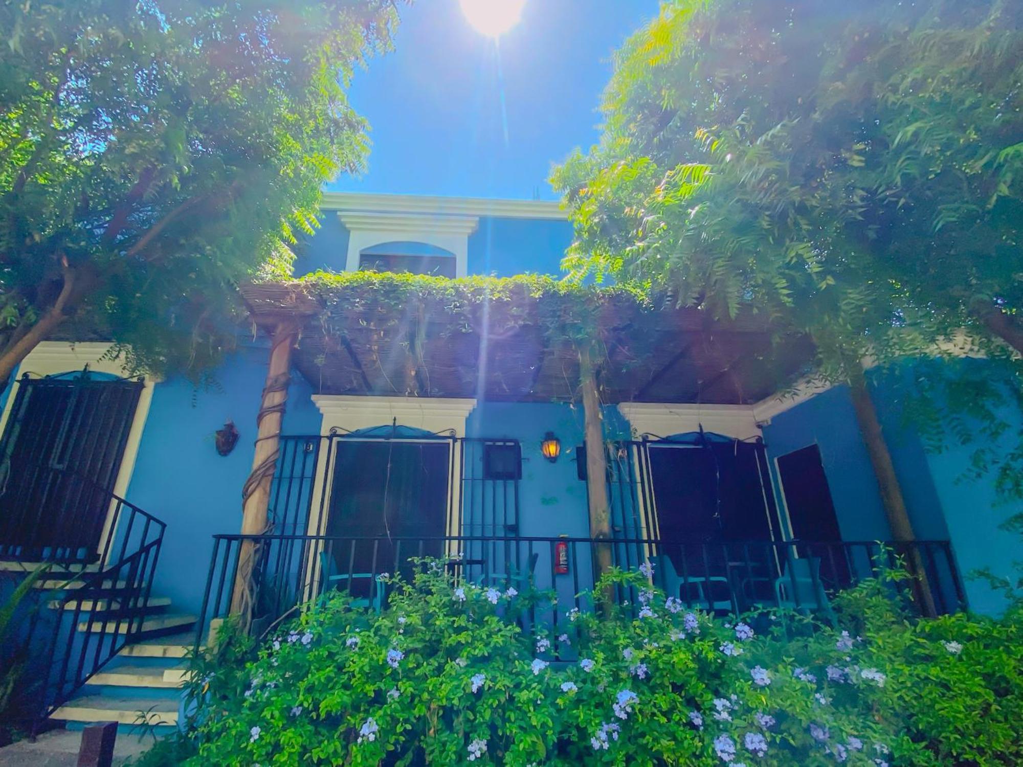 Gallo Azul Hotel, En El Corazon De Todos Santos Dış mekan fotoğraf